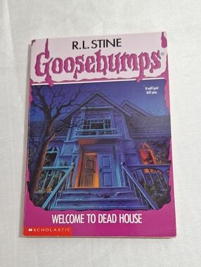 Welcome To The Dead House - Goosebumps Book
